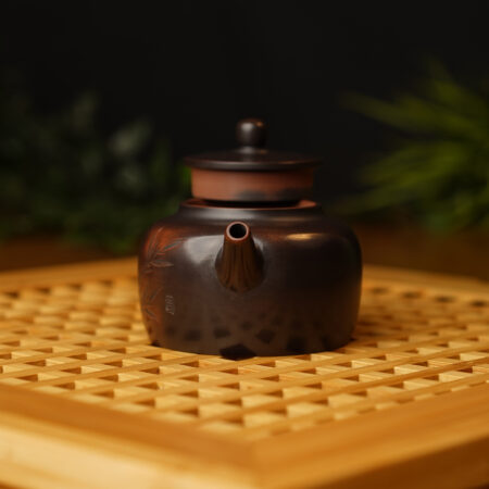 Чайник из Гуанси Дэ Чжун 150 мл., нисинская керамика "Чаепитие старца" - фото 2