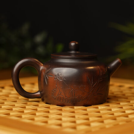 Чайник из Гуанси Дэ Чжун 150 мл., нисинская керамика "Чаепитие старца" - фото 1